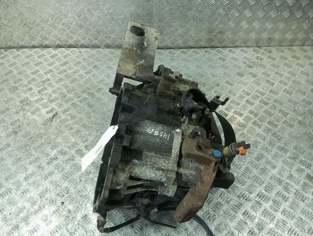 КПП механическая (МКПП) к Volvo S60 1 Рестайлинг (04-09)
