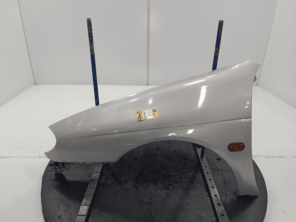 Крыло переднее левое к Renault Megane 1 Рестайлинг (99-03)