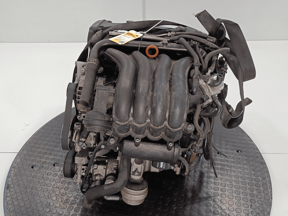 Двигатель к Audi A4 B6 (01-05)