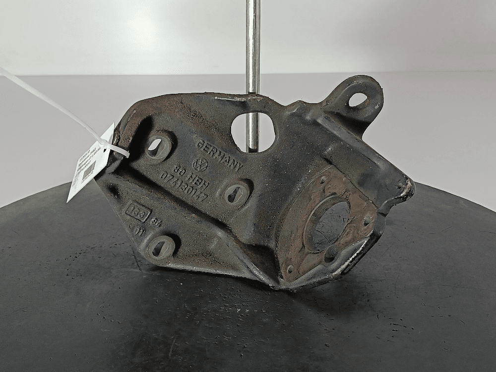 Крепление ТНВД к Volkswagen LT 1 (80-96)