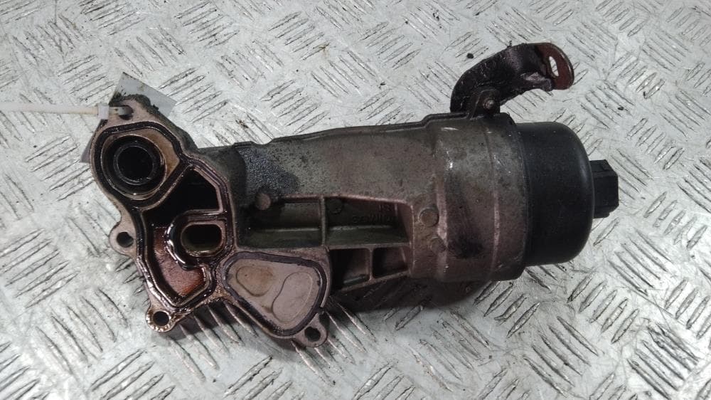 Корпус масляного фильтра к Peugeot 207 (06-09)