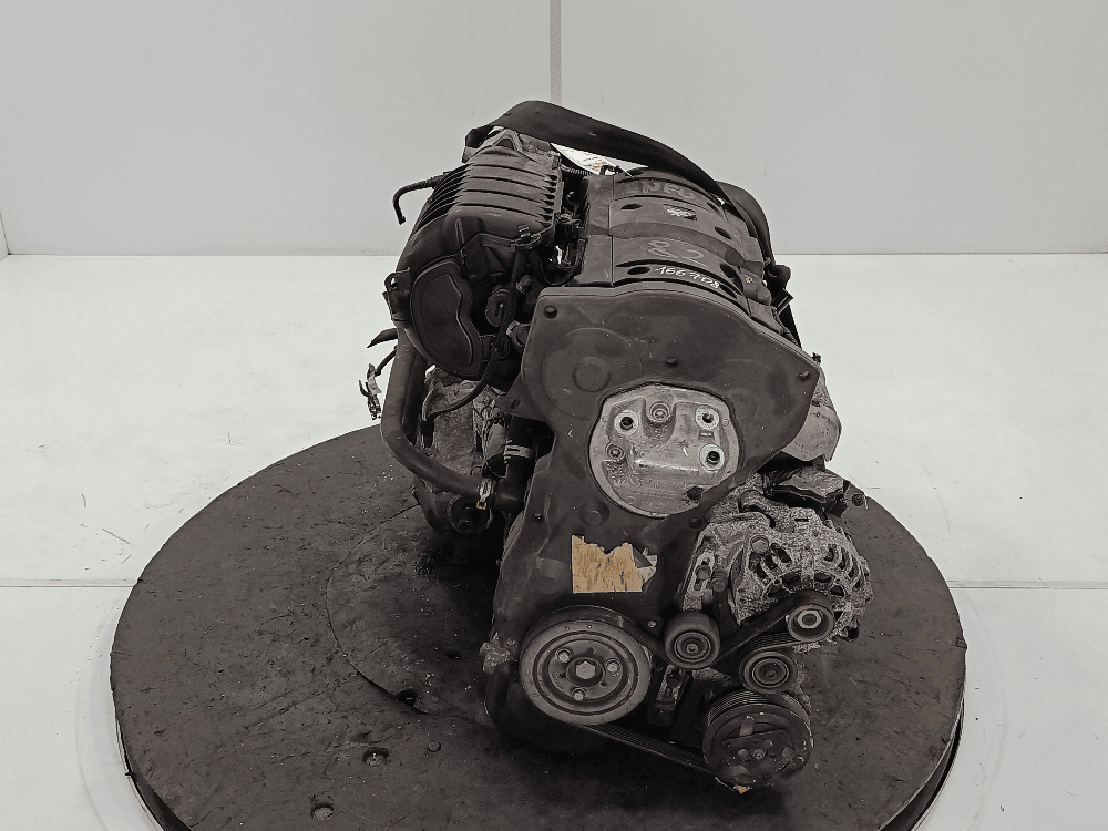 Двигатель к Peugeot 307 (01-05)