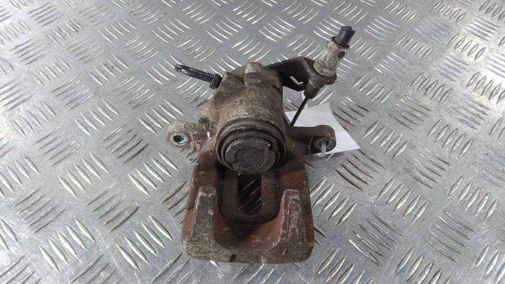 Суппорт задний правый к Citroen C4 1 (04-08)