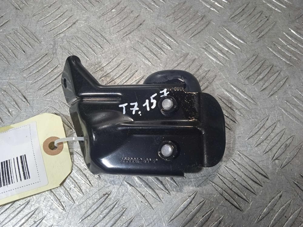 Кронштейн к Tesla Model X (15-21)