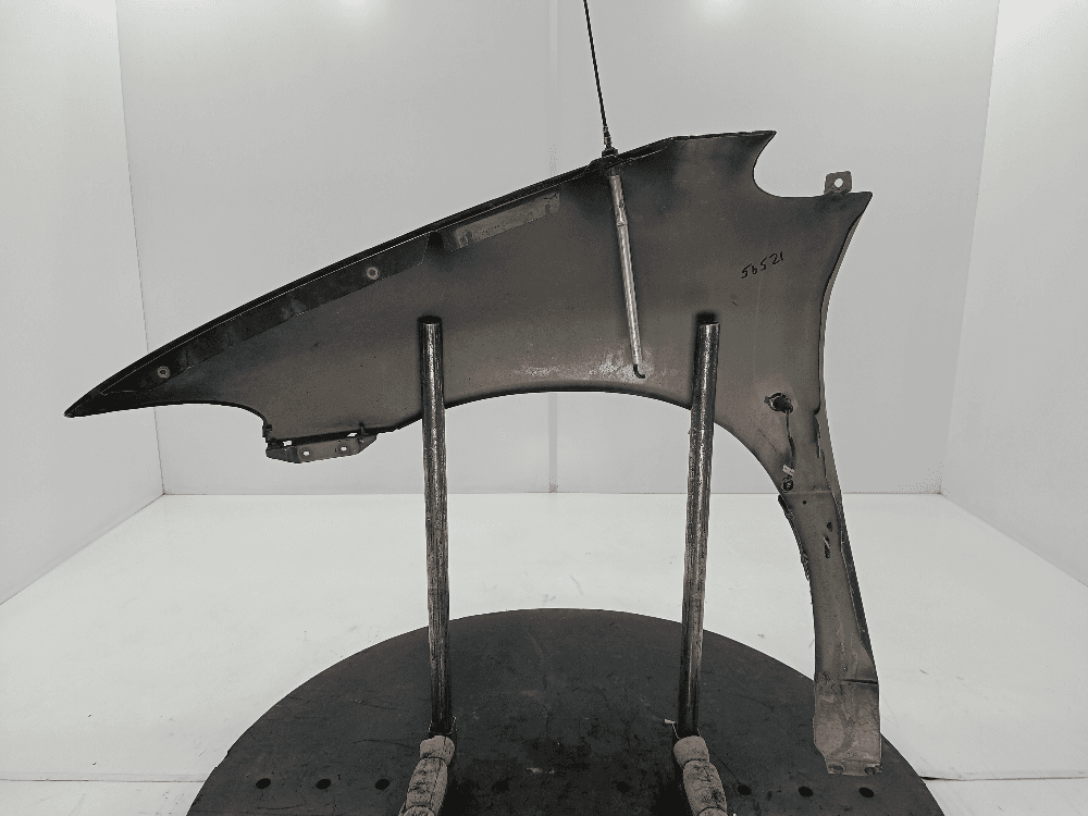 Крыло переднее правое к Chrysler Voyager 3 (95-01)