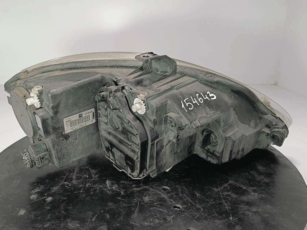 Фара левая к Seat Altea (04-09)