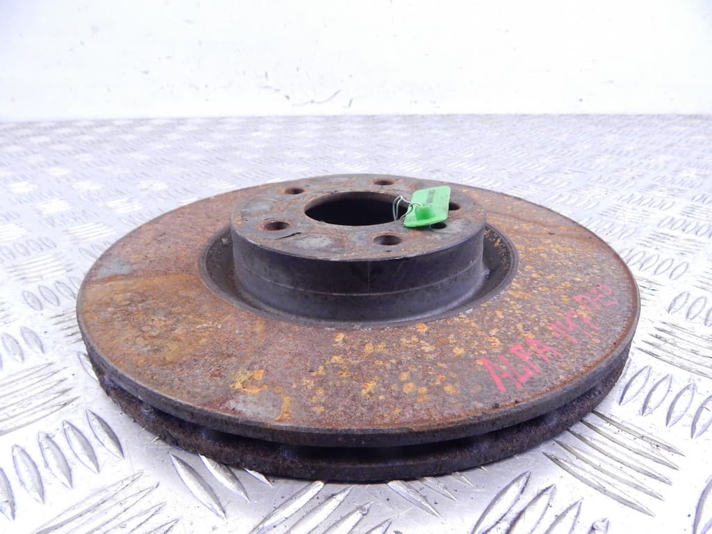 Диск тормозной передний к Alfa Romeo 147 (00-04)