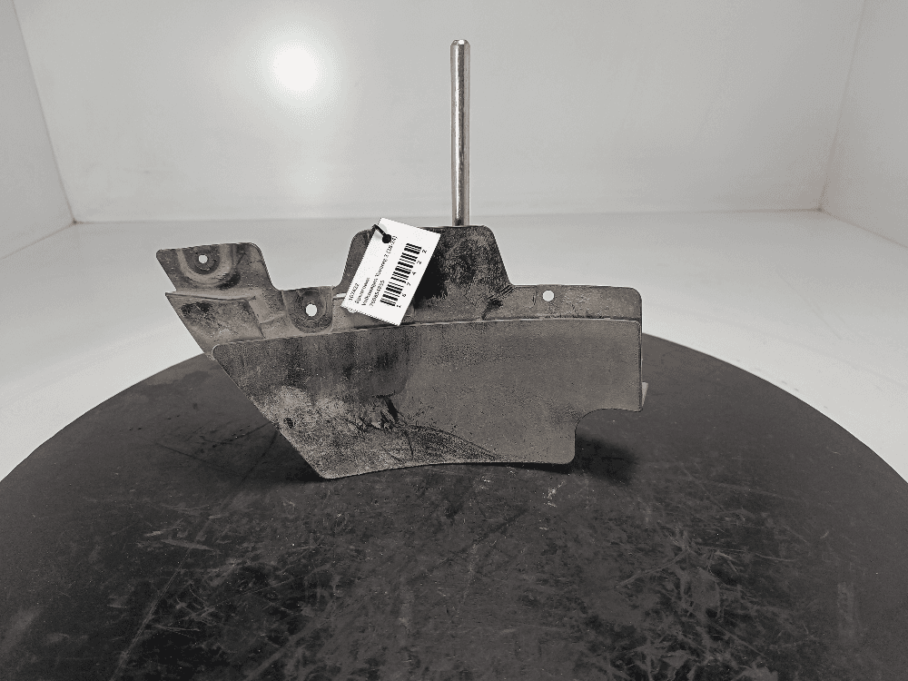 Брызговик к Volkswagen Touareg 3 (18-24)