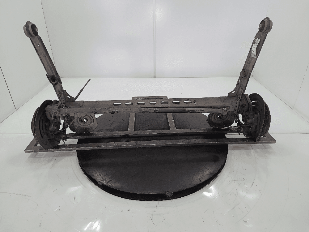 Балка подвески задняя к Renault Trafic 2 (01-06)