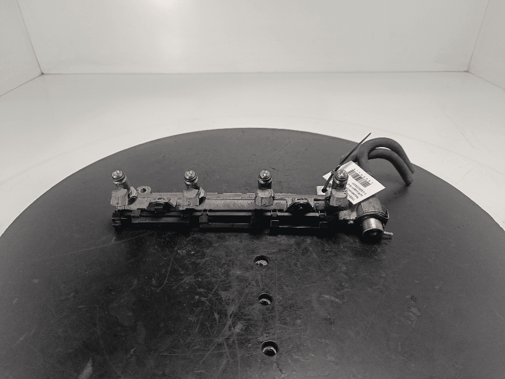 Топливная рампа к Volkswagen Golf 4 (97-06)