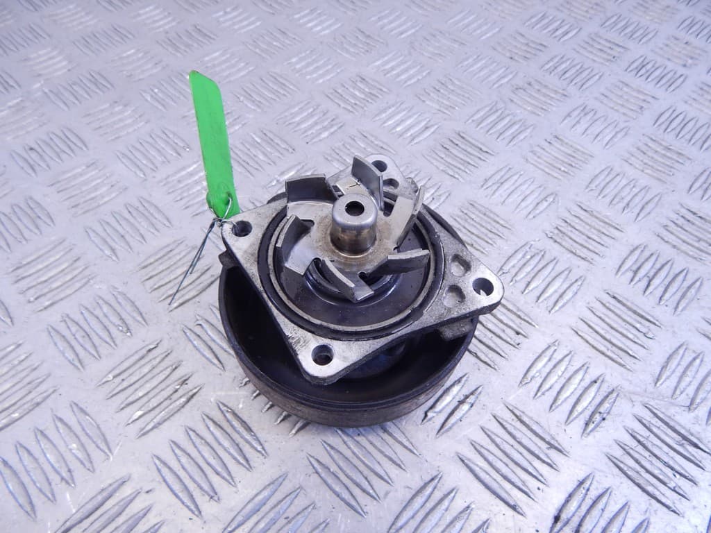 Помпа к Mitsubishi Colt 6 (02-08)