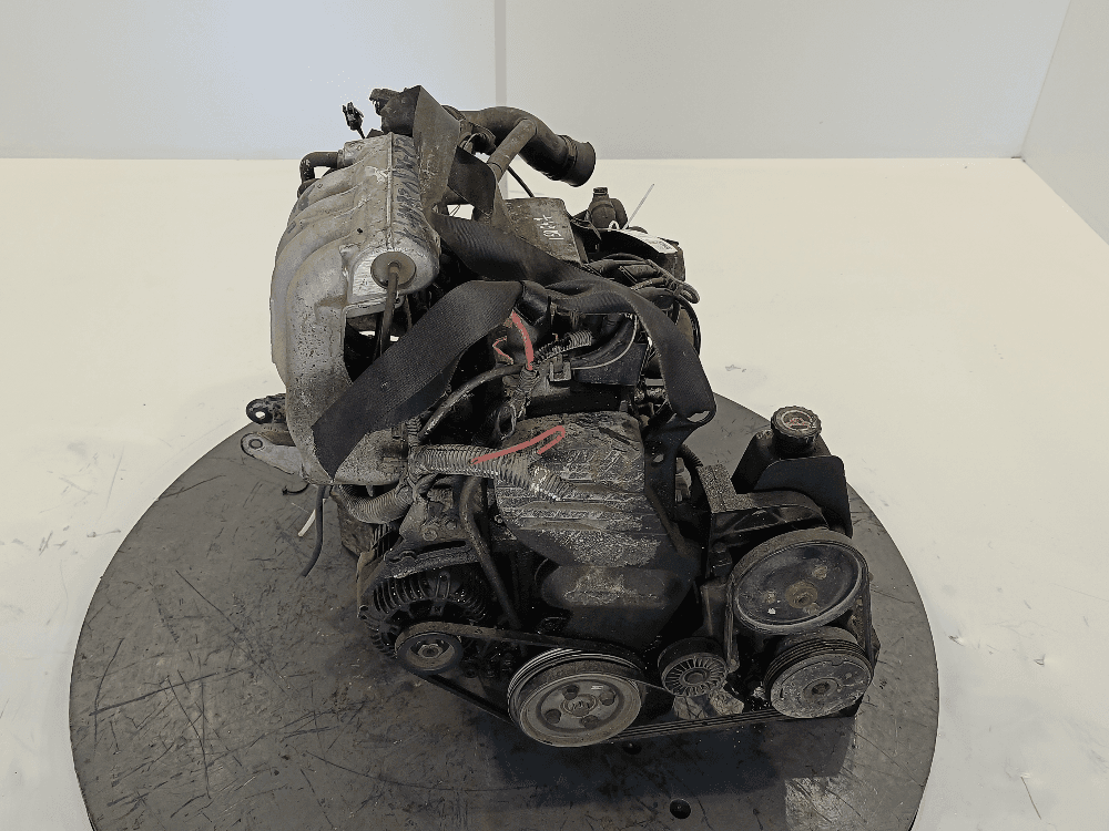 Двигатель к Renault Megane 1 (95-99)