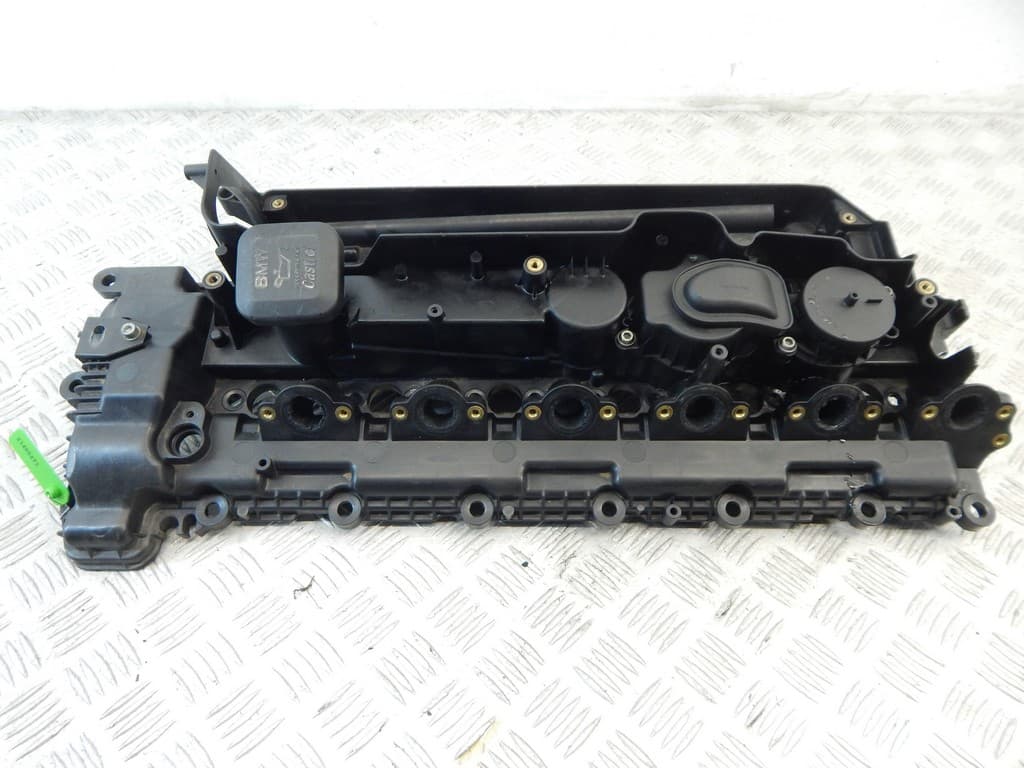 Клапанная крышка к BMW 5 E60/E61 (02-07)