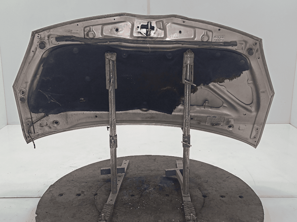 Капот к Toyota Corolla Verso 3 (04-08)