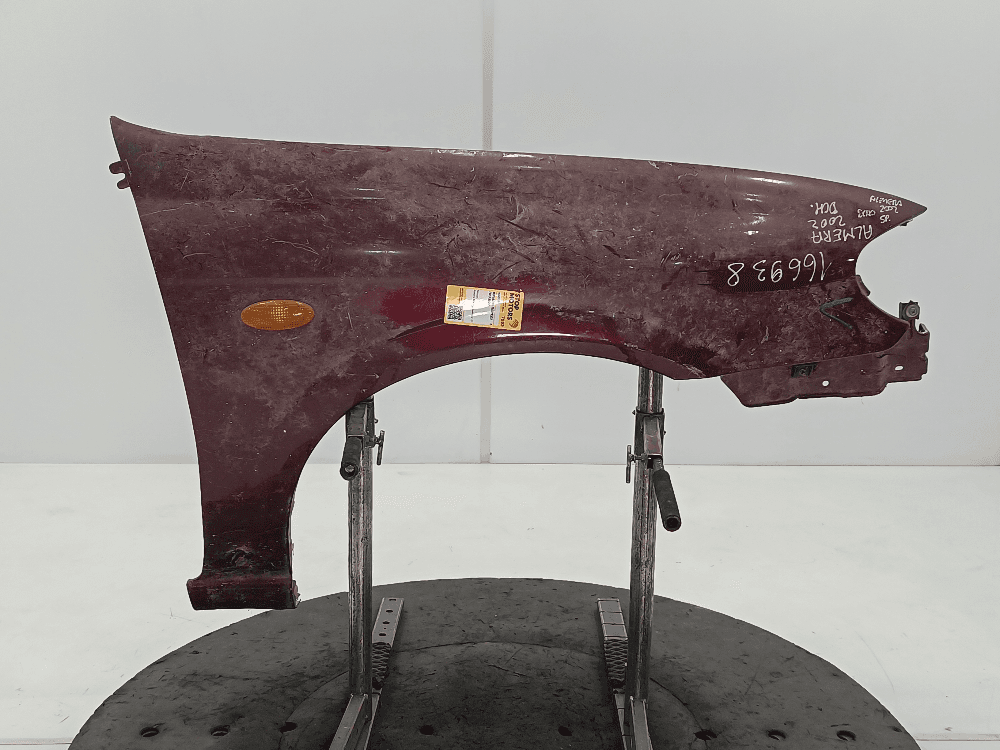 Крыло переднее правое к Nissan  Almera N16 Рестайлинг (03-06)