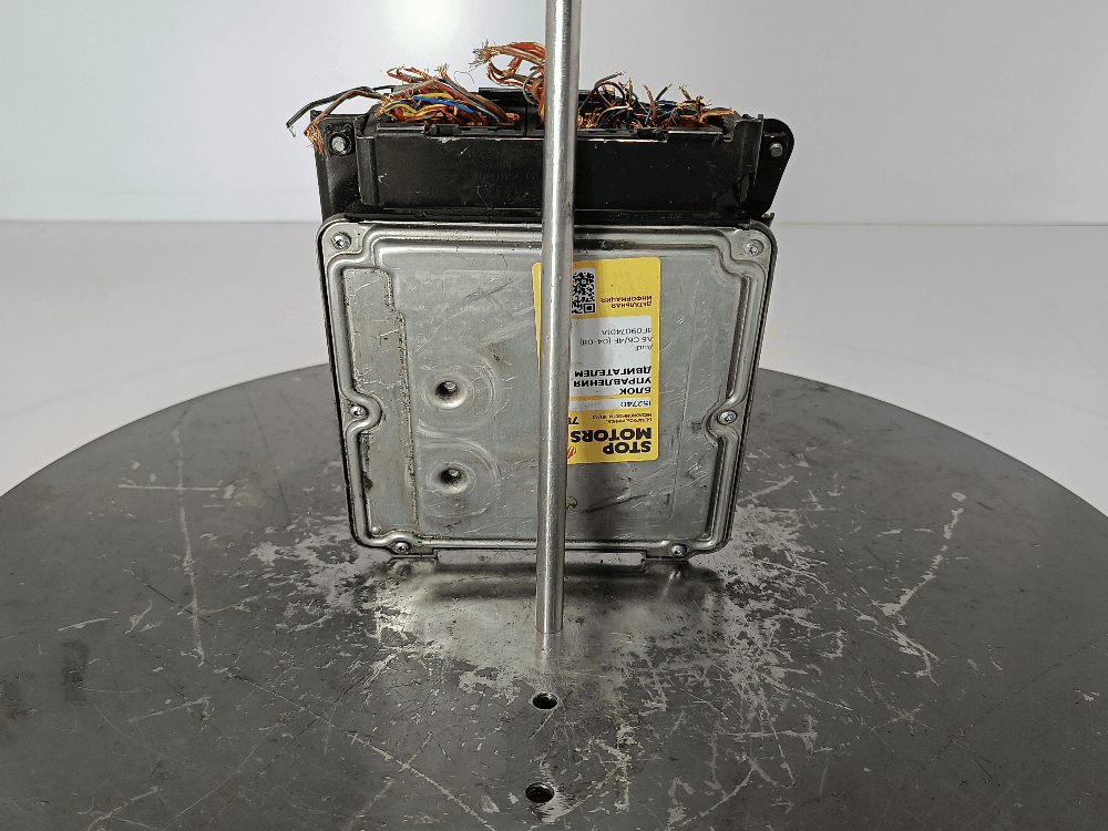 Блок управления двигателем к Audi A6 C6/4F (04-08)