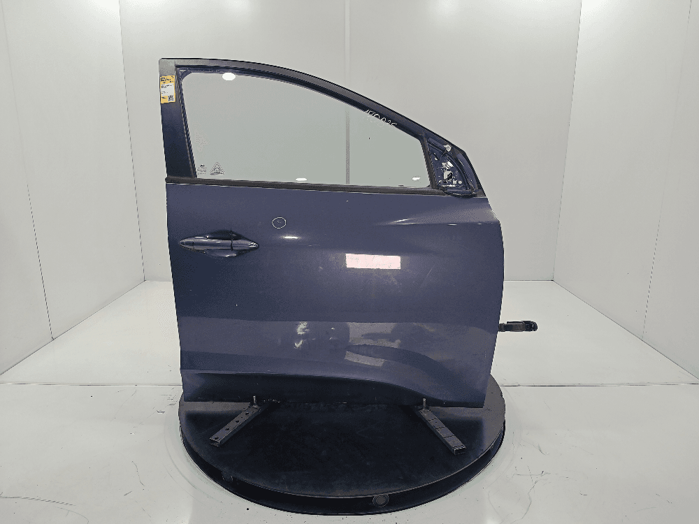 Дверь передняя правая к Hyundai ix35 1 (10-13)