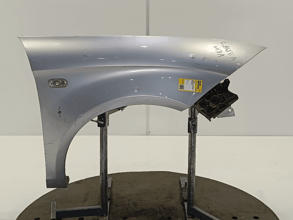 Крыло переднее правое к Seat Altea (04-09)