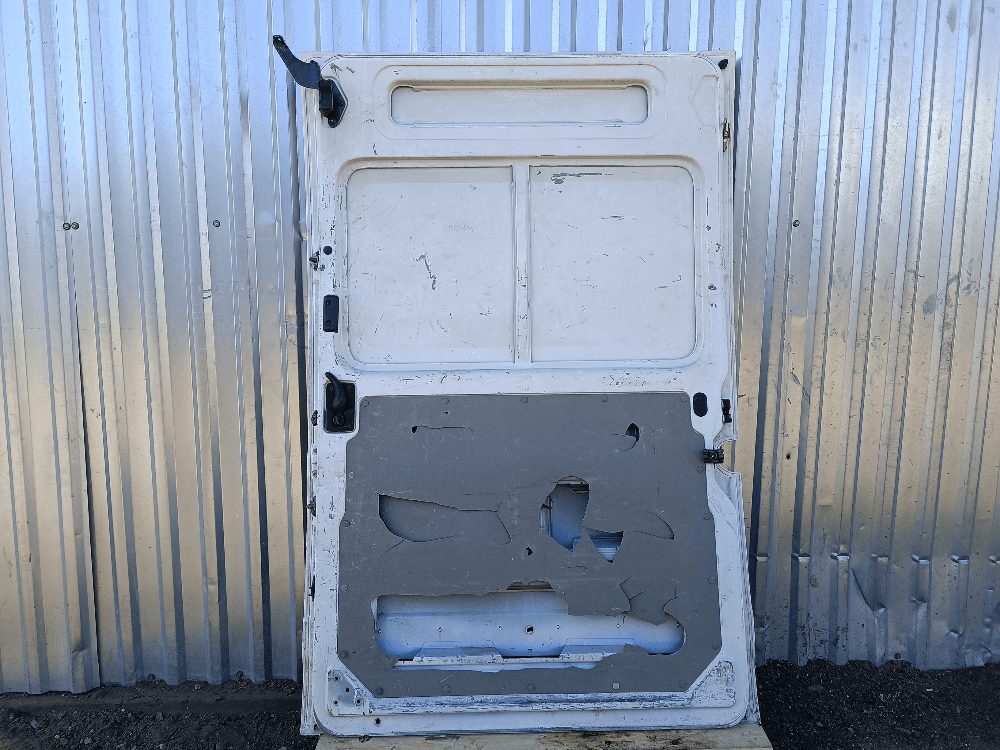 Дверь сдвижная правая к Renault Master 2 Рестайлинг (03-06)