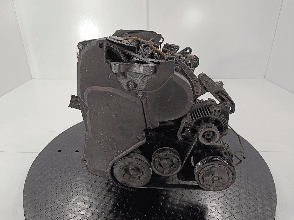 Двигатель к Renault Clio 2 (97-01)
