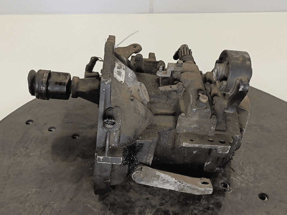 КПП механическая (МКПП) к Chrysler Voyager 3 (95-01)