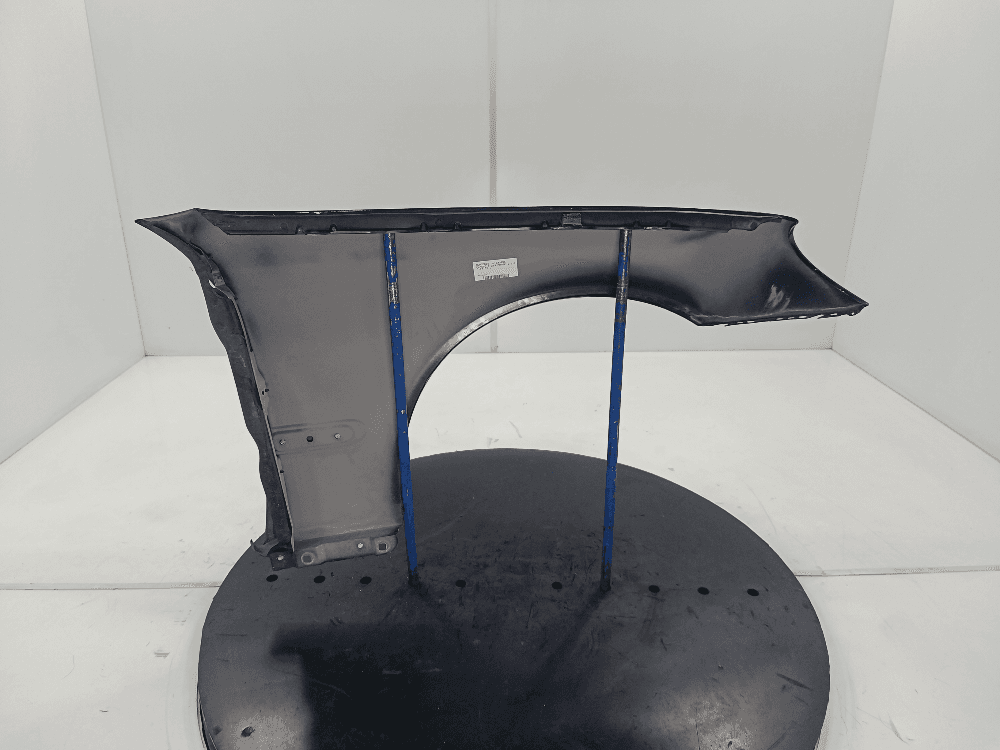 Крыло переднее левое к Mercedes C Class W203/S203/CL203 (00-04)