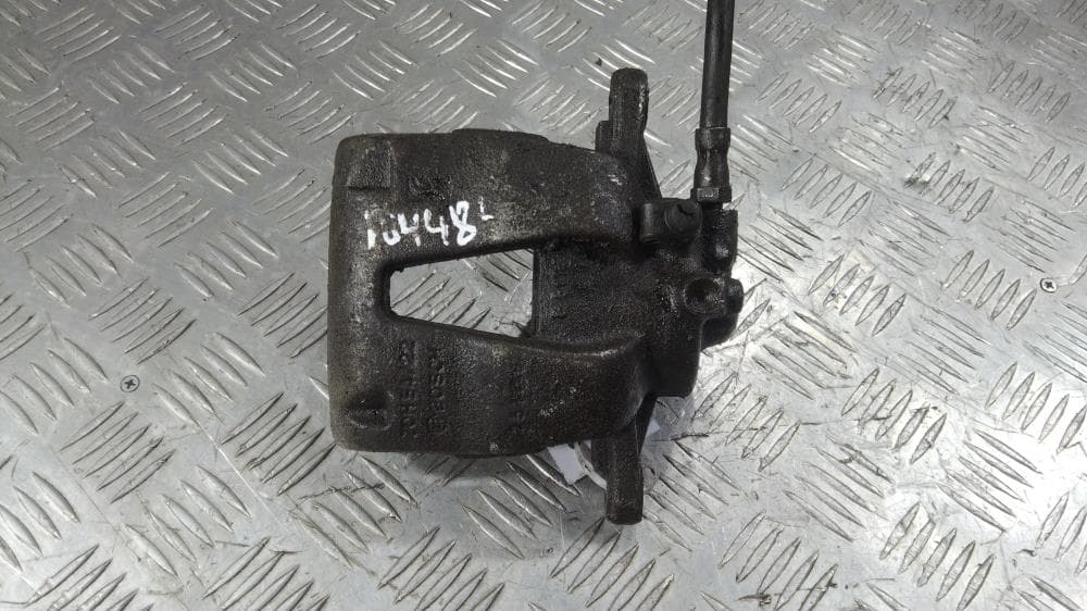 Суппорт передний правый к Opel Corsa D (06-11)