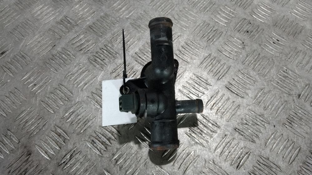 Корпус термостата к Volkswagen Golf 4 (97-06)