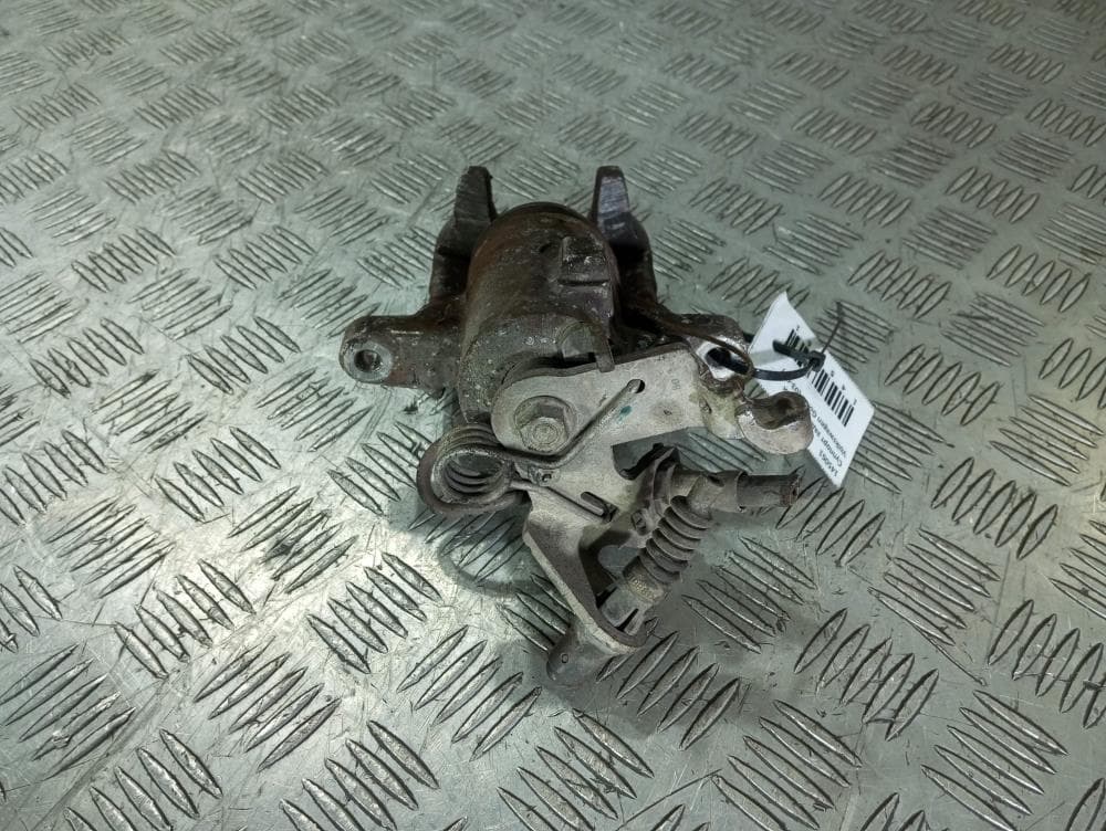 Суппорт задний левый к Volkswagen Golf 5 (03-09)