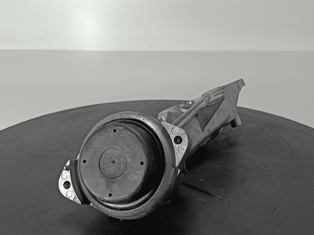 Кронштейн двигателя к BMW 1 E81/E82/E87/E88 Рестайлинг (07-11)