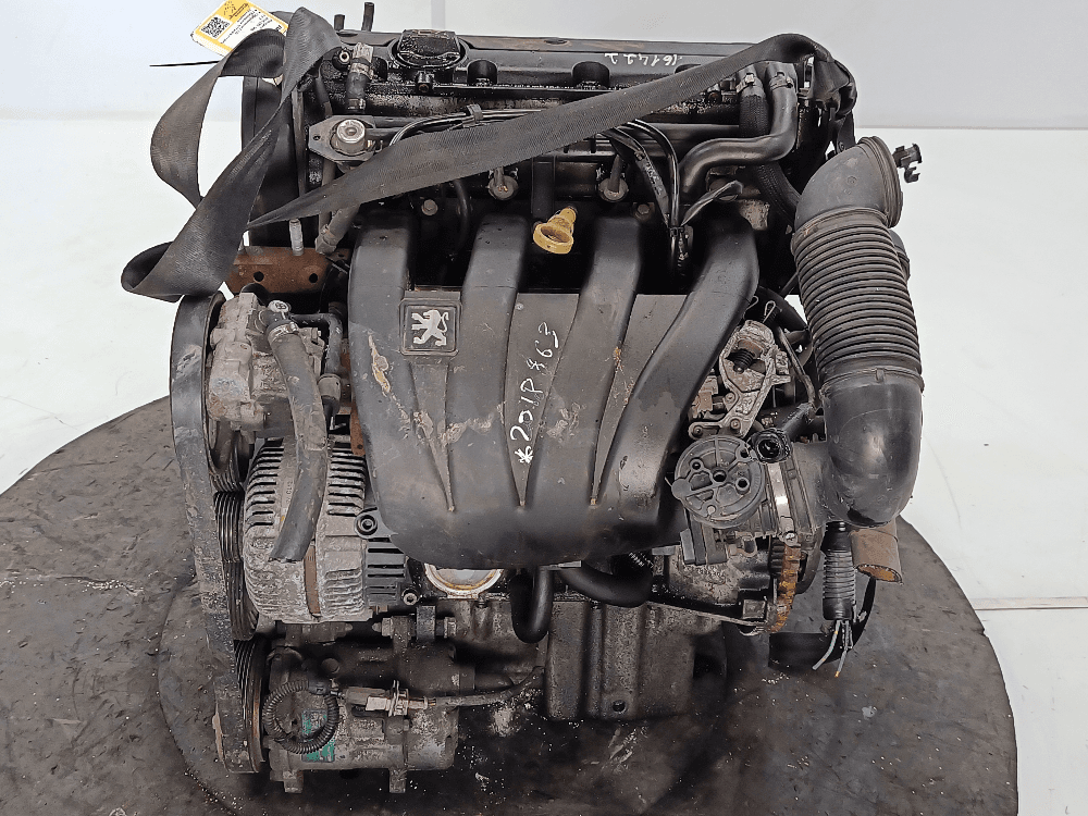 Двигатель к Peugeot 406 (95-99)