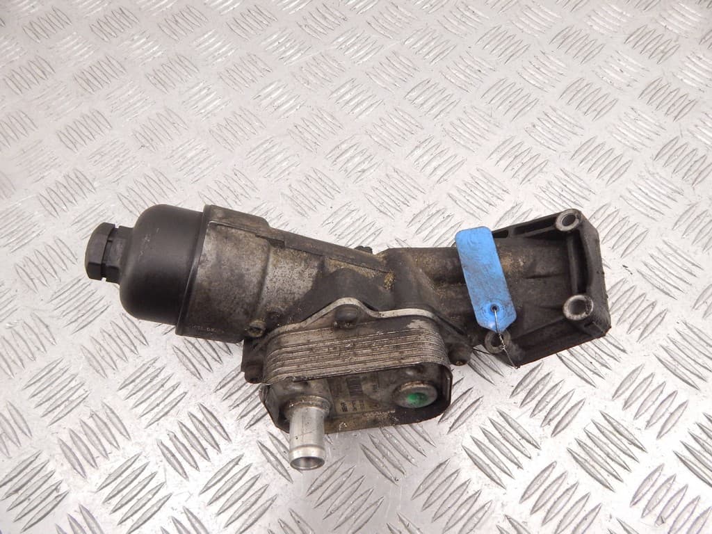 Корпус масляного фильтра к Mercedes Vaneo W414 (01-05)