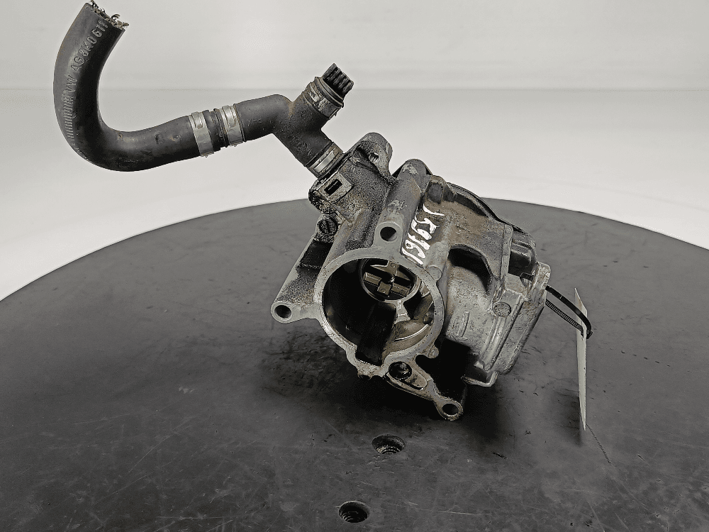 Насос вакуумный к Audi A4 B8/8K (07-11)