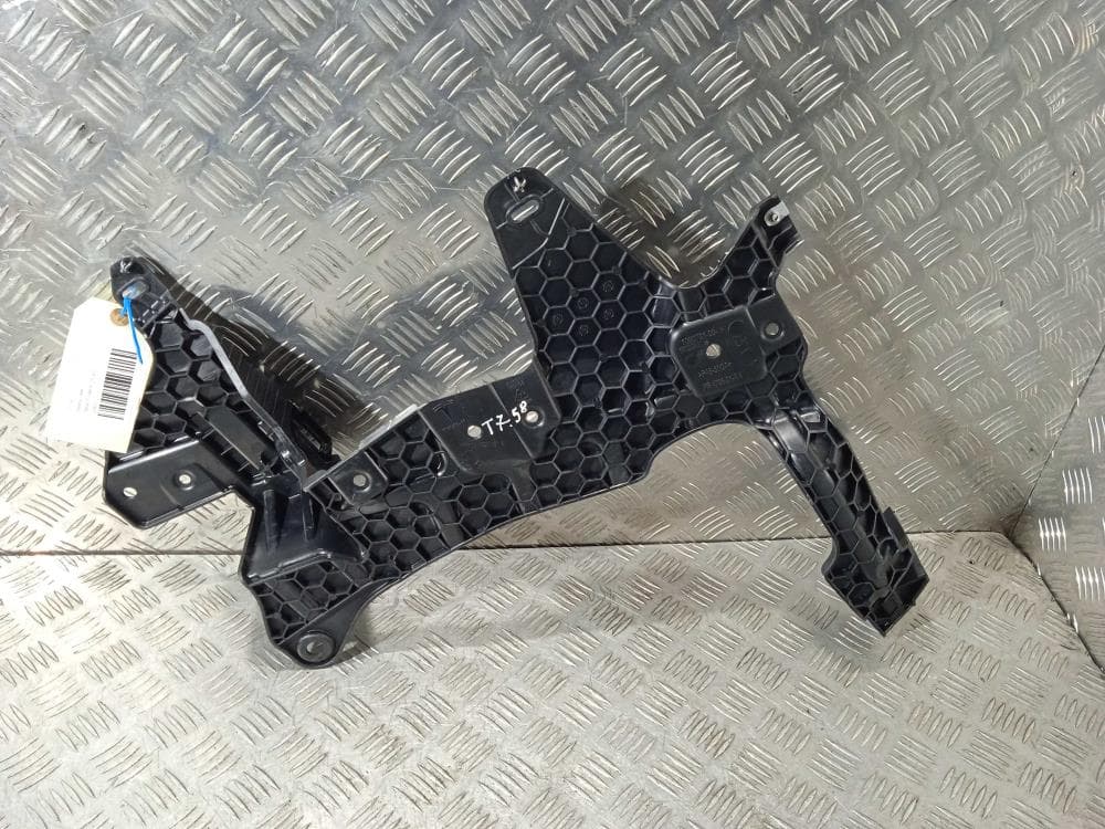 Кронштейн к Tesla Model X (15-21)