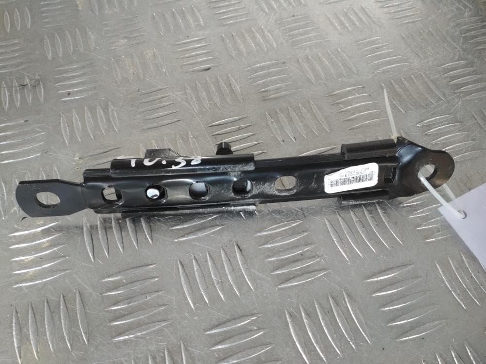 Кронштейн к Tesla Model X (15-21)