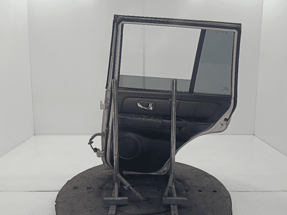 Дверь задняя правая к Hyundai Terracan (01-04)