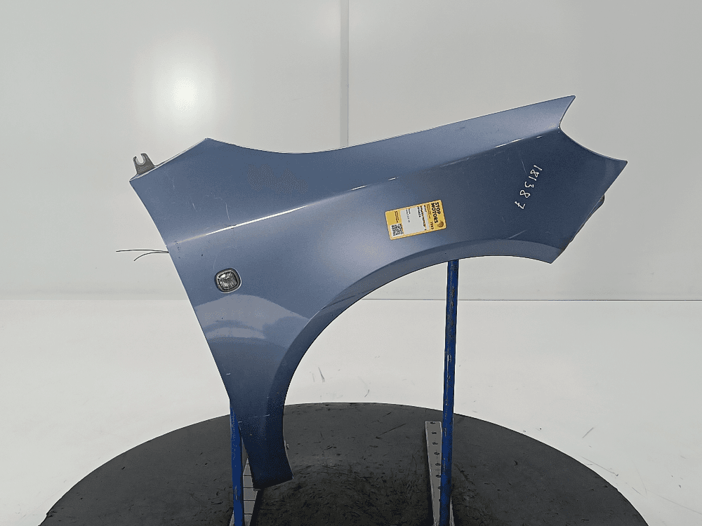 Крыло переднее правое к Skoda Fabia 2 (07-10)