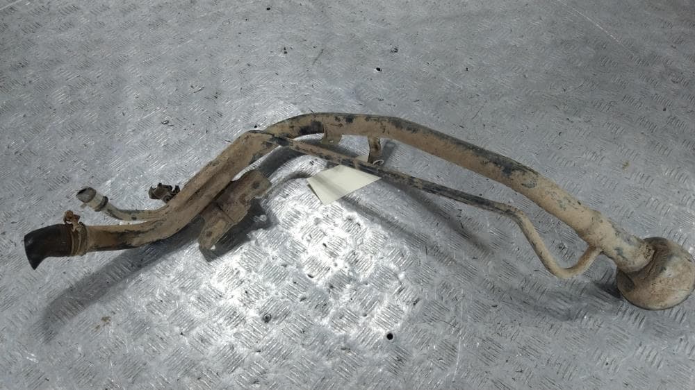 Горловина топливного бака к Nissan  X-Trail T30 Рестайлинг (04-07)