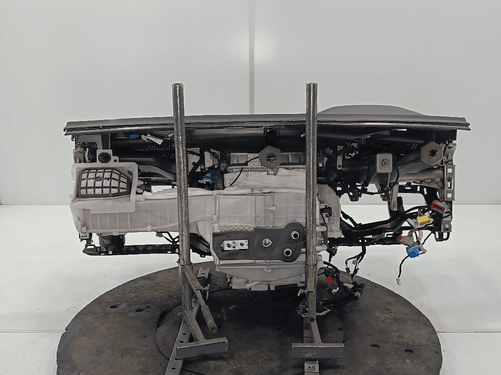 Панель передняя салона (торпедо) к Peugeot 3008 2 (17-20)