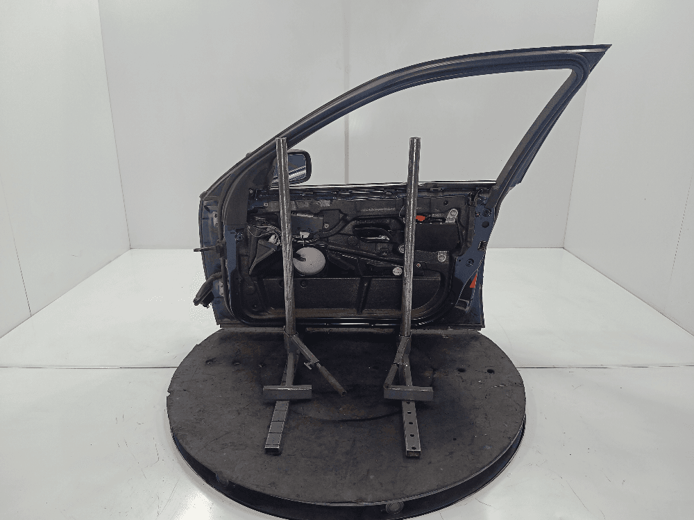 Дверь передняя правая к BMW 5 E39 (95-00)