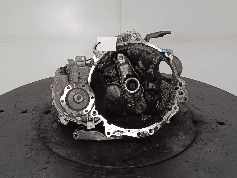 КПП механическая (МКПП) к Volkswagen Polo 4 (01-05)