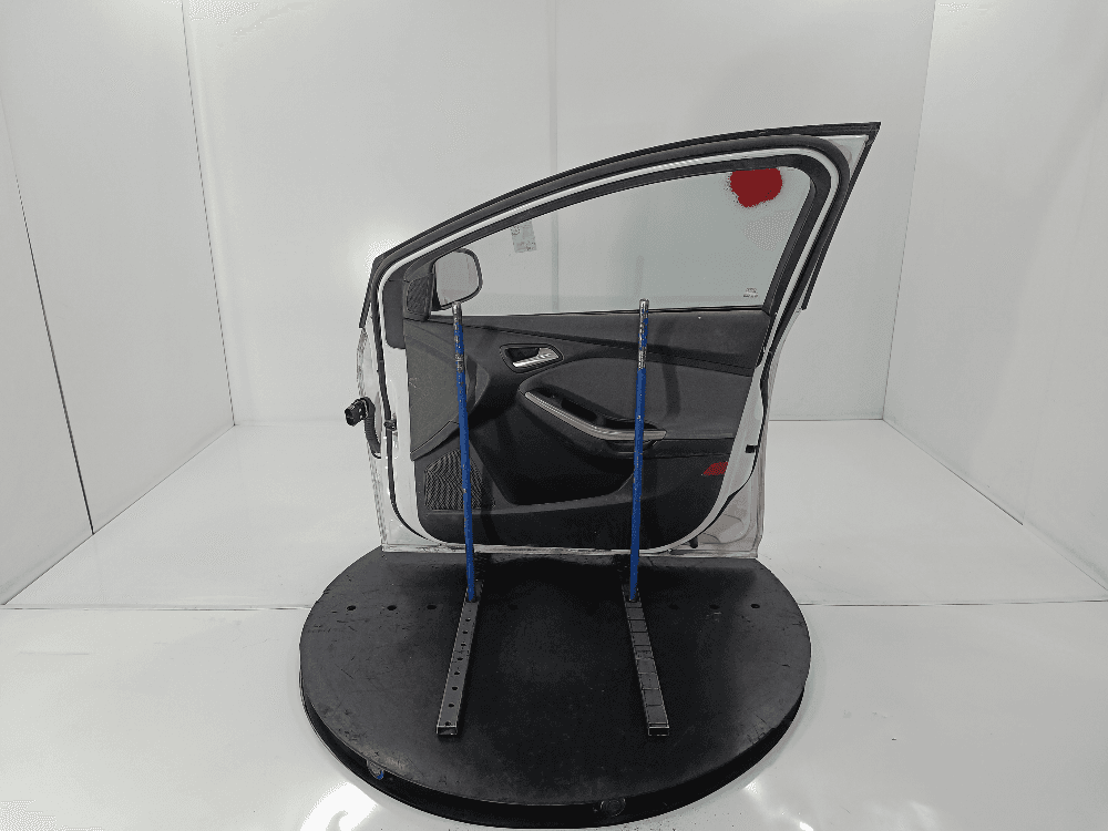 Дверь передняя правая к Ford Focus 3 (11-15)