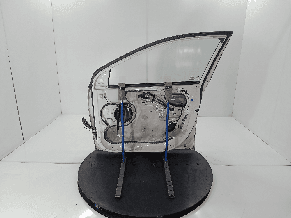 Дверь передняя правая к Hyundai ix35 1 (10-13)