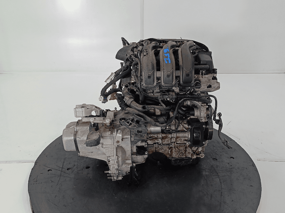 Двигатель к Peugeot 208 1 (12-15)