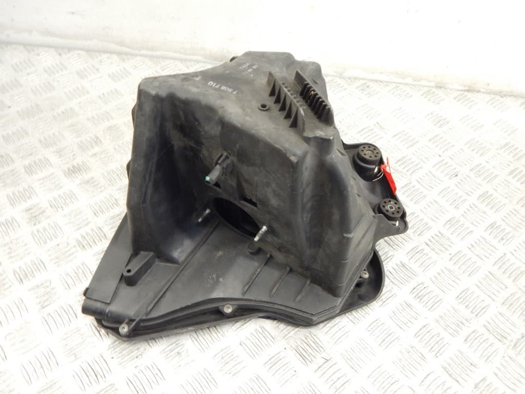 Корпус воздушного фильтра к BMW 3 E46 (97-03)