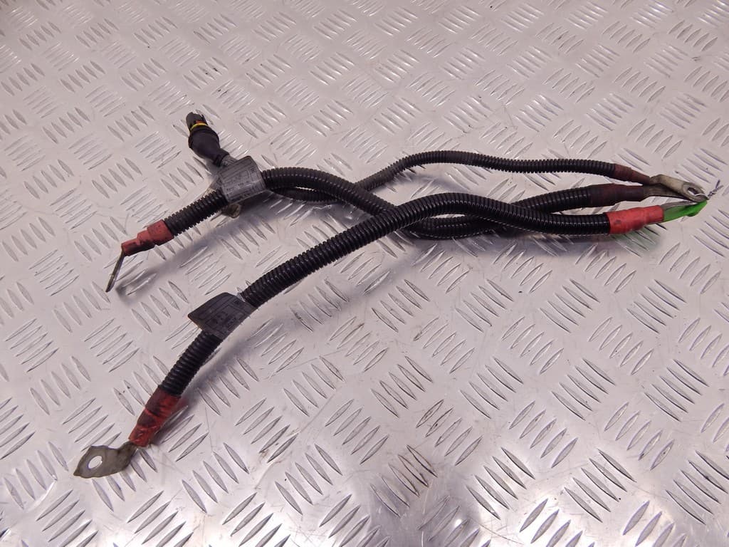 Провод стартера к BMW X5 E70 (06-10)