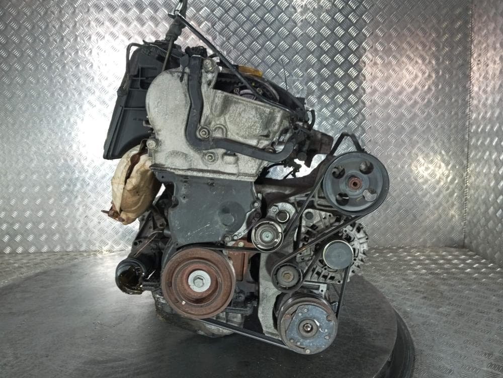 Двигатель к Renault Laguna 2 (01-05)