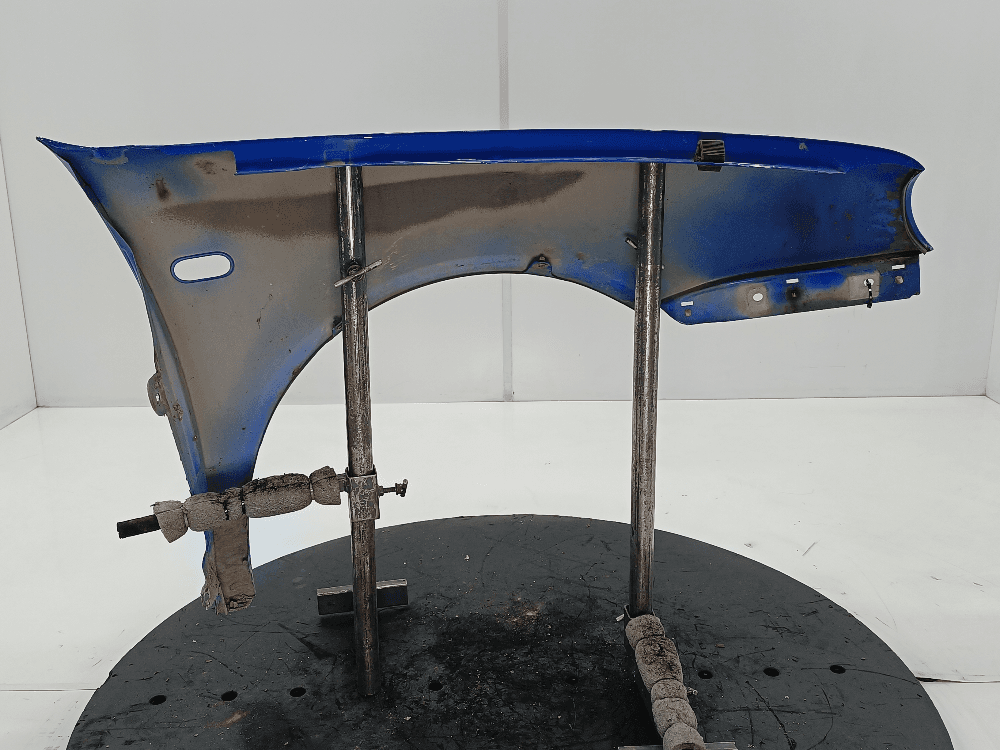 Крыло переднее левое к Volkswagen Golf 4 (97-06)