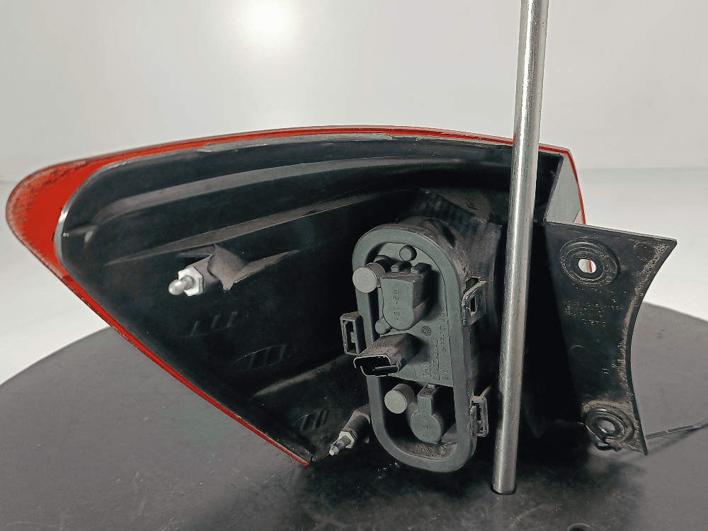 Фонарь задний правый к Nissan  Qashqai 1 (07-10)