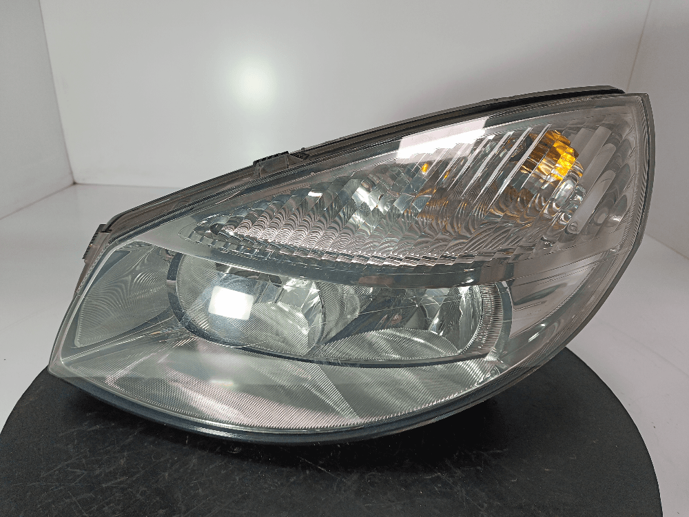 Фара левая к Renault Scenic 2 (03-06)